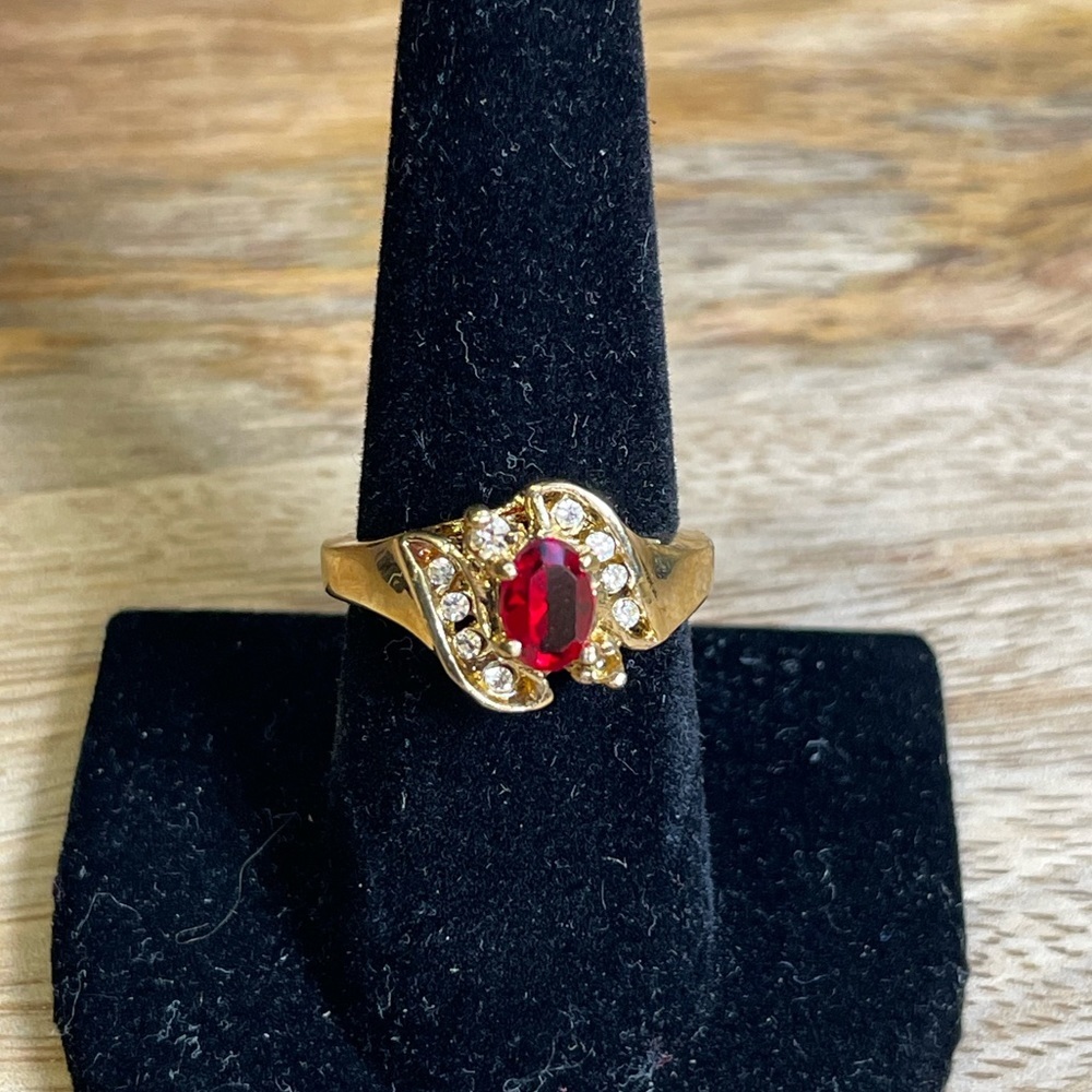 Vintage Deadstock 24KT Gold Filled Ring with Natural Tourmaline & Quartz Crystal - Picture 4 of 7